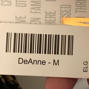LuLaRoe DeAnne